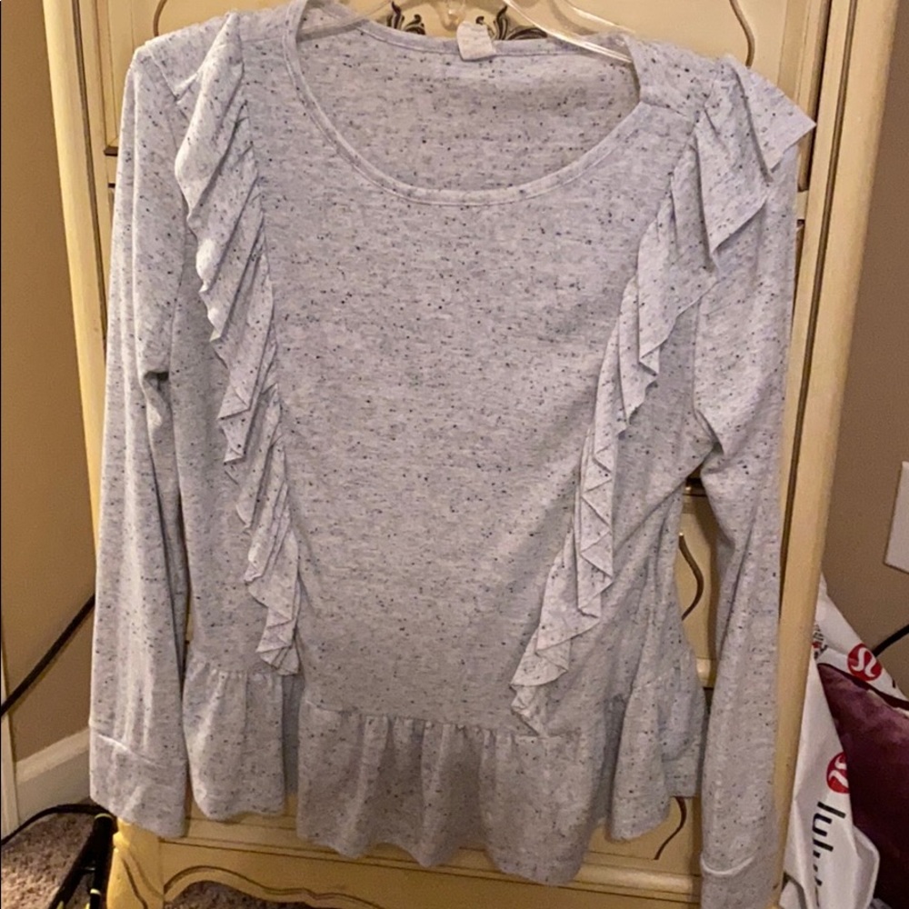 Long sleeve ruffle top